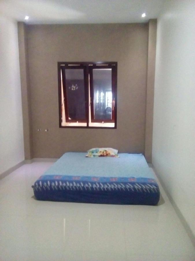 Bintara Jaya Guest house Bekasi Extérieur photo