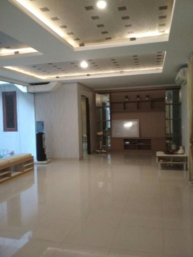 Bintara Jaya Guest house Bekasi Extérieur photo